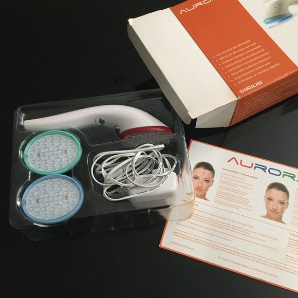 Sirius Aurora Handheld System For Wrinkles, Acne & Hyperpigmentation - Picture 2 of 16